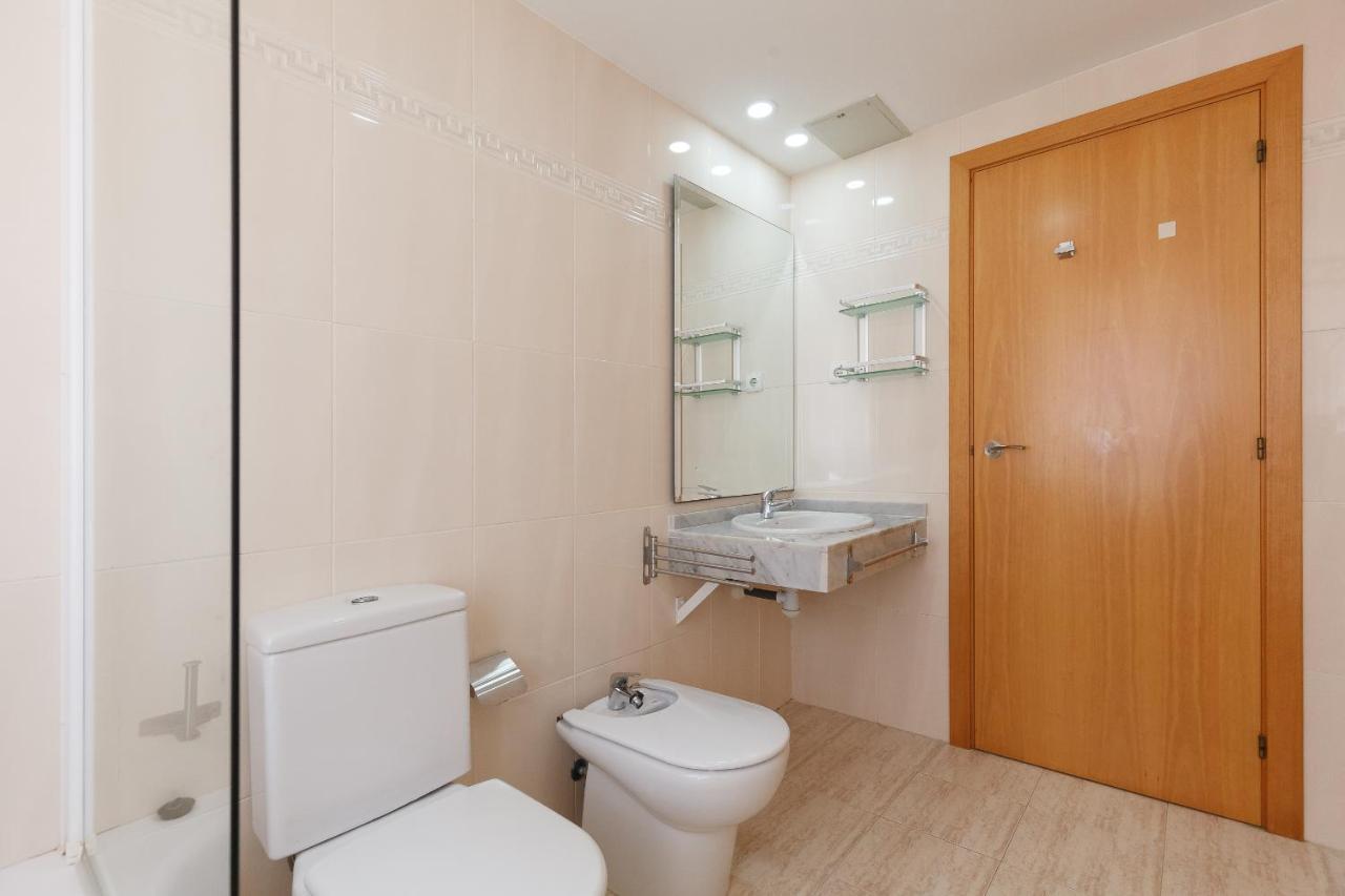 Uhc Arinsal Family Complex Apartment Salou Exterior photo