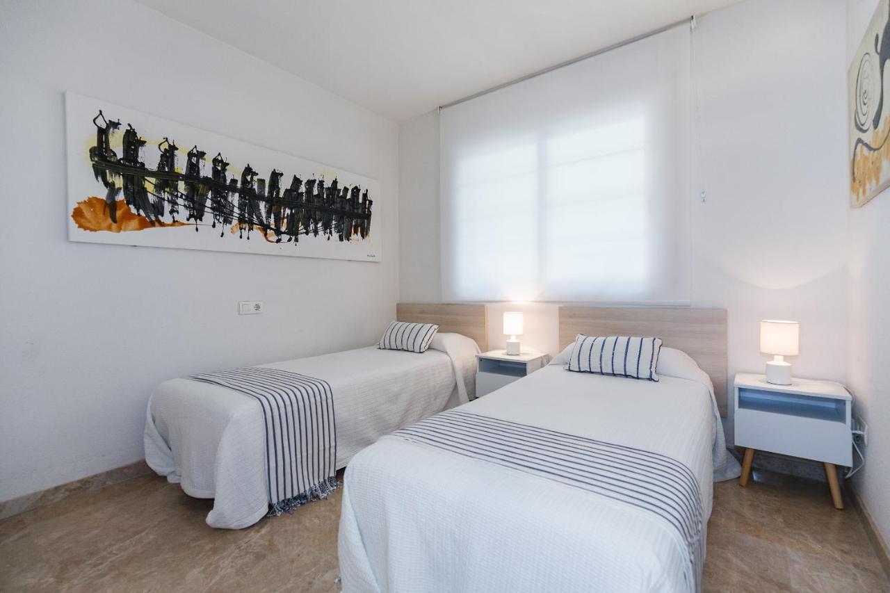 Uhc Arinsal Family Complex Apartment Salou Exterior photo