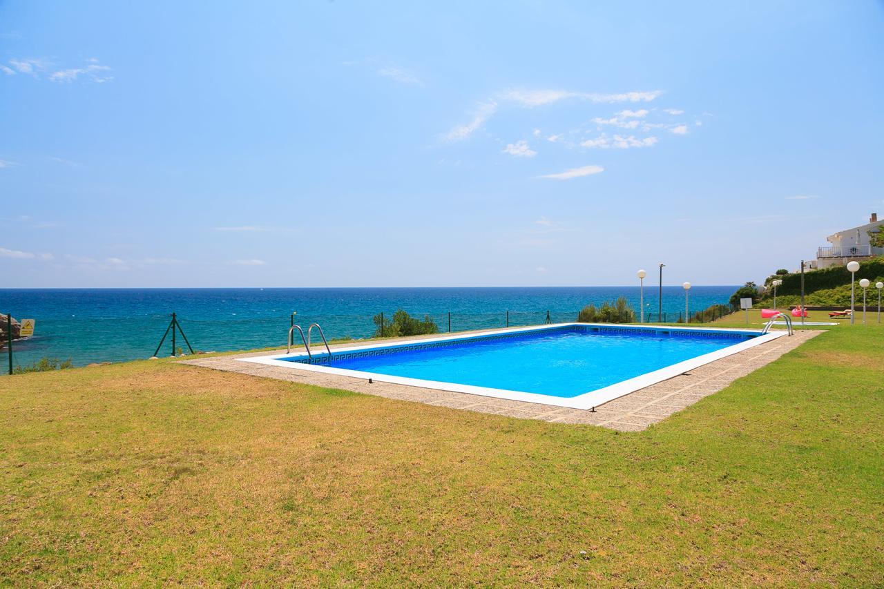 Uhc Arinsal Family Complex Apartment Salou Exterior photo